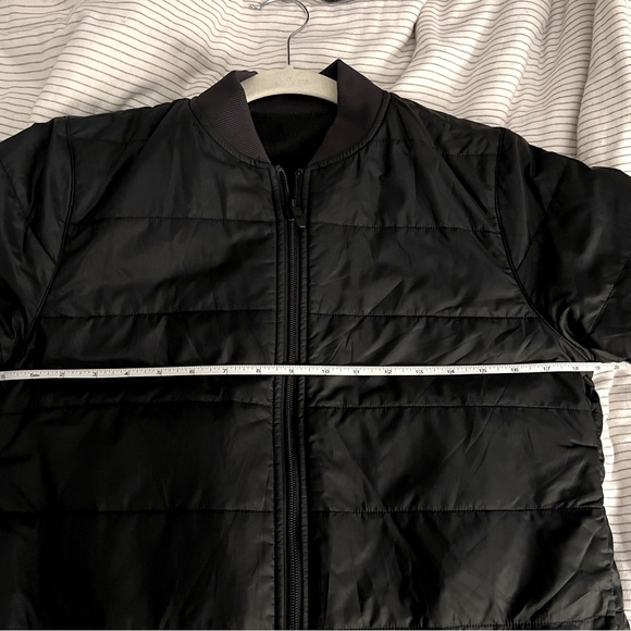 Lululemon Non-Stop Reversible Bomber Jacket in Black Size 8 - Picture 6 of 11
